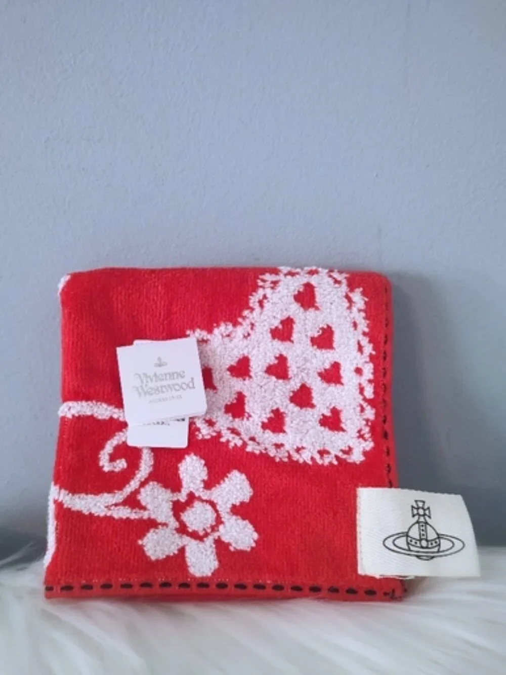 Vivienne Westwood heart floral finger towel NWT